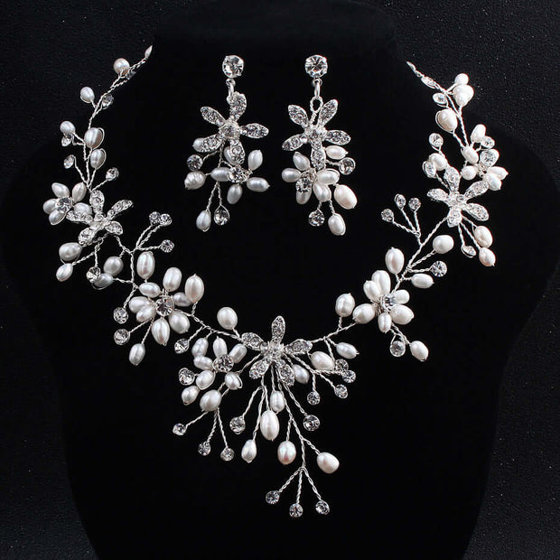 Pearl Necklace & Earrings Set