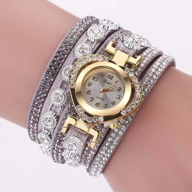 Heart-Shaped Diamond Dial Bracelet – Multi-Color Fashion Watch for Women