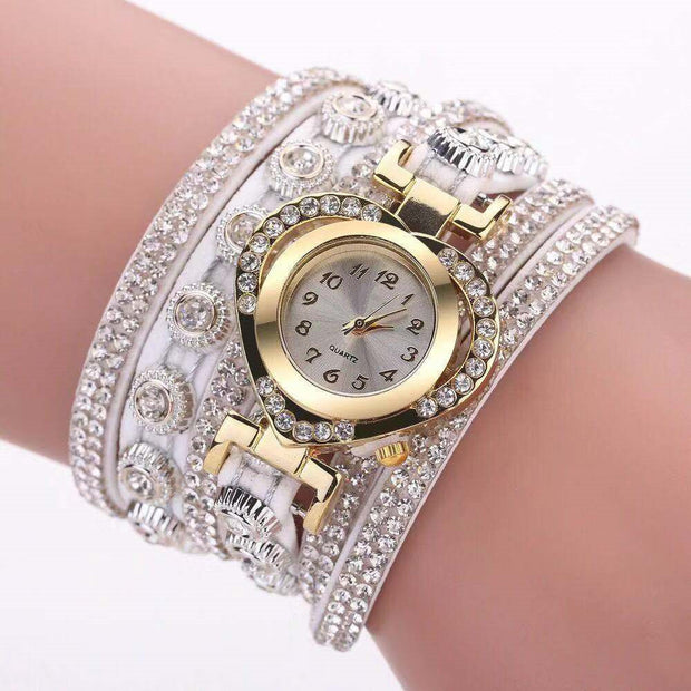Heart-Shaped Diamond Dial Bracelet – Multi-Color Fashion Watch for Women