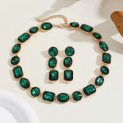 Antique Crystal Gem Necklace – Luxurious Vintage-Style Jewelry for Women