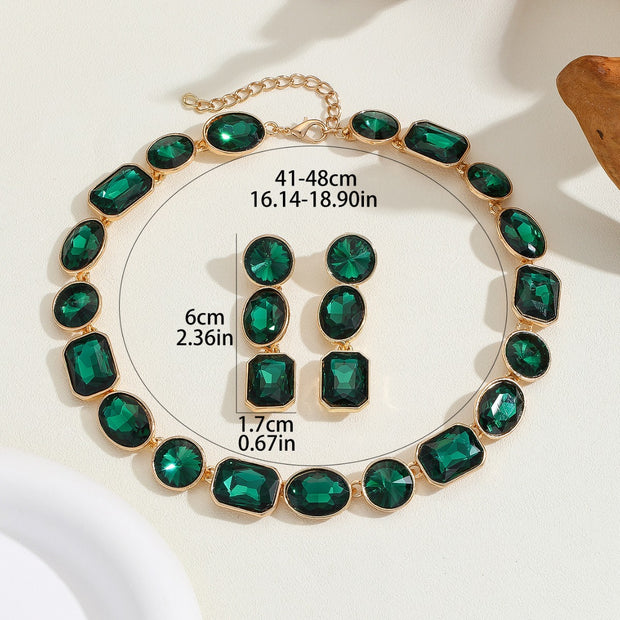 Antique Crystal Gem Necklace – Luxurious Vintage-Style Jewelry for Women