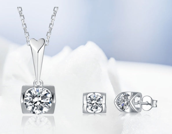 S925 Moissanite Jewelry Set – Sterling Silver Stud Earrings & Pendant Necklace